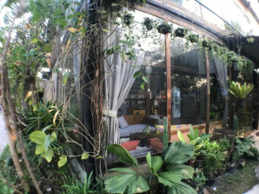 Laan Rab Lom Home & Cafe'
